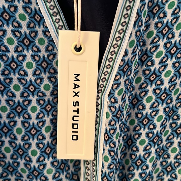 Max Studio Maxi Dress V-neck short sleeves tiered NWT XL - Picture 5 of 10